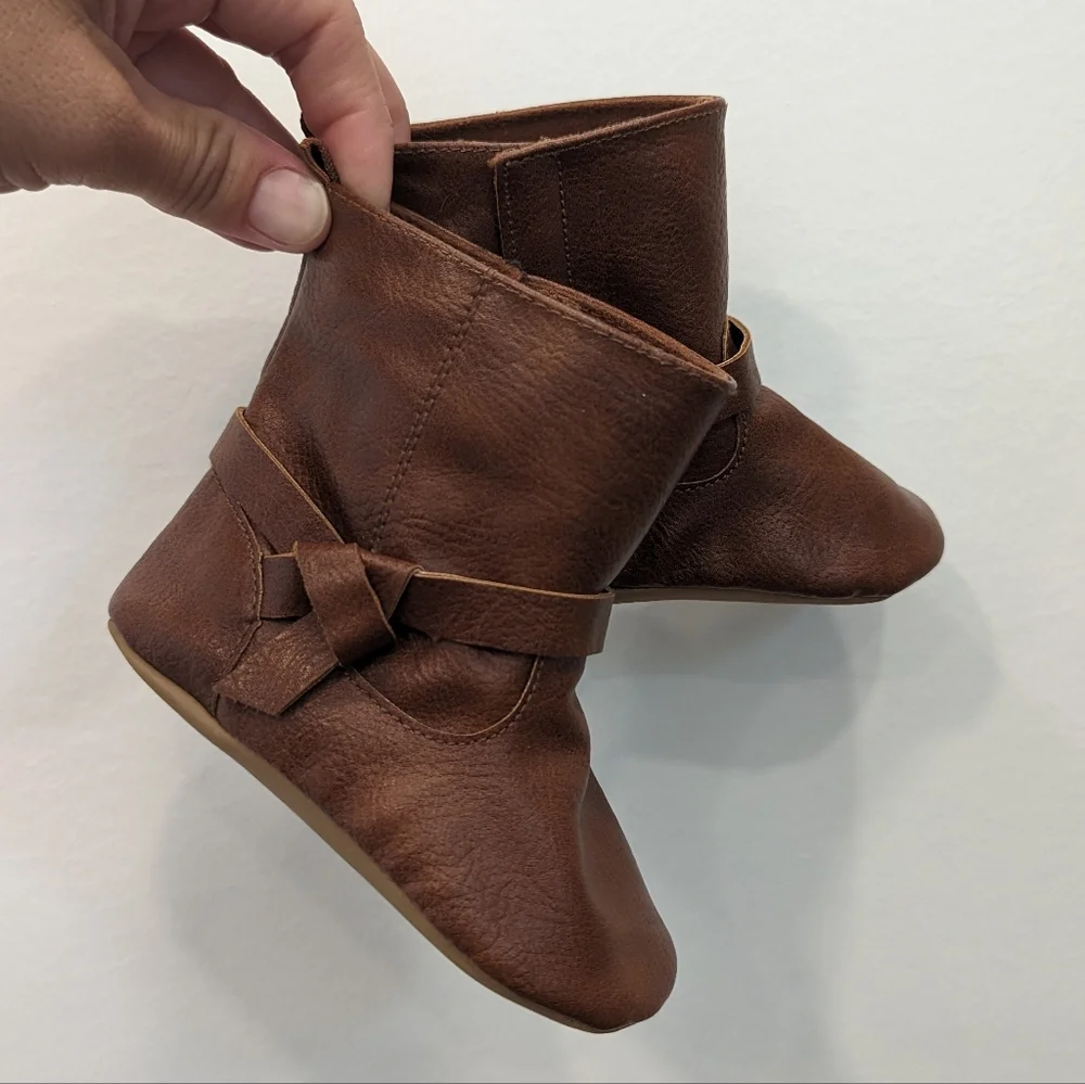 OLD NAVY baby girl brown leather bow tall boots 18-24 months